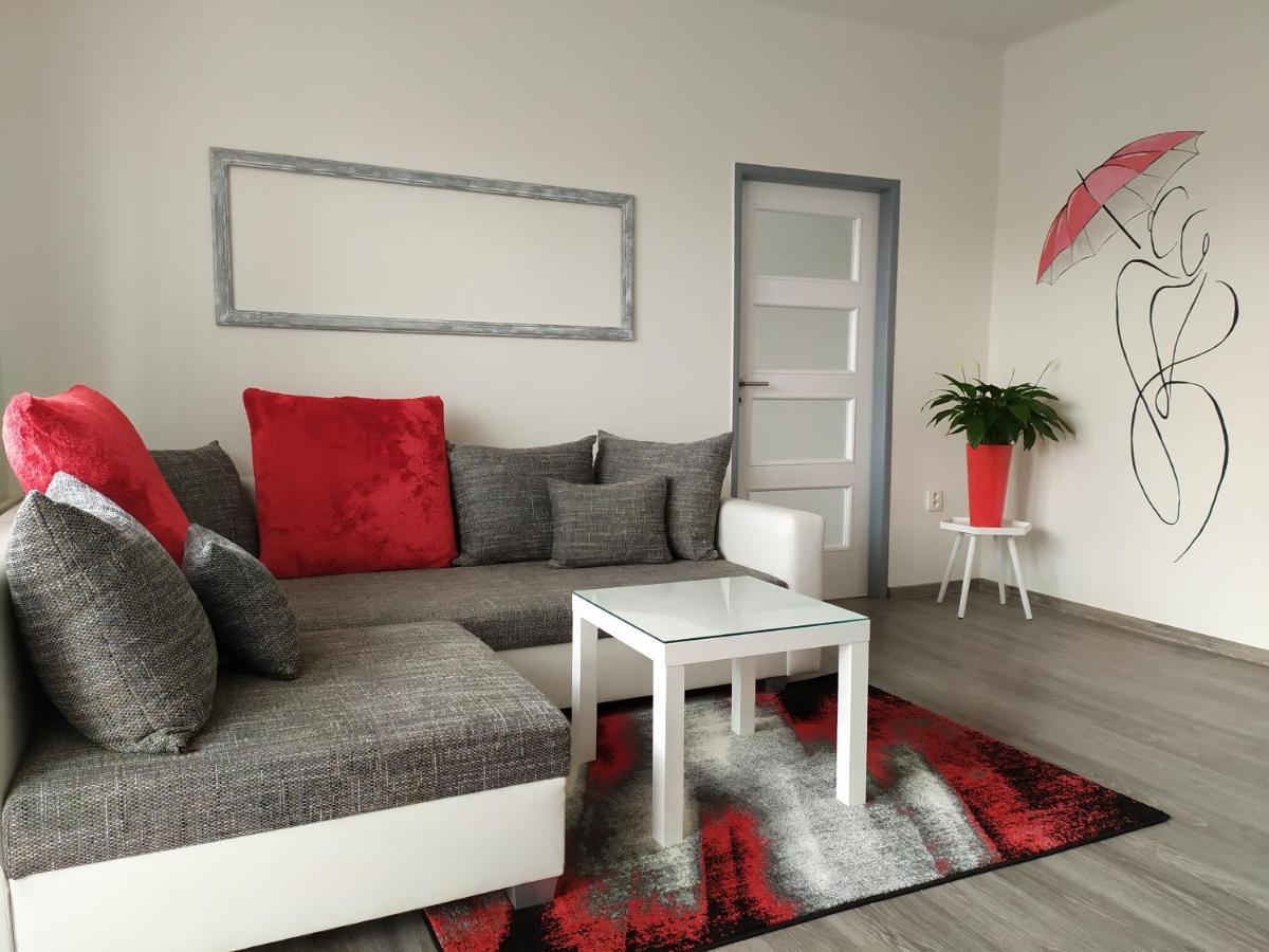 Byt Puskinova Apartment Hradec Kralove Ngoại thất bức ảnh